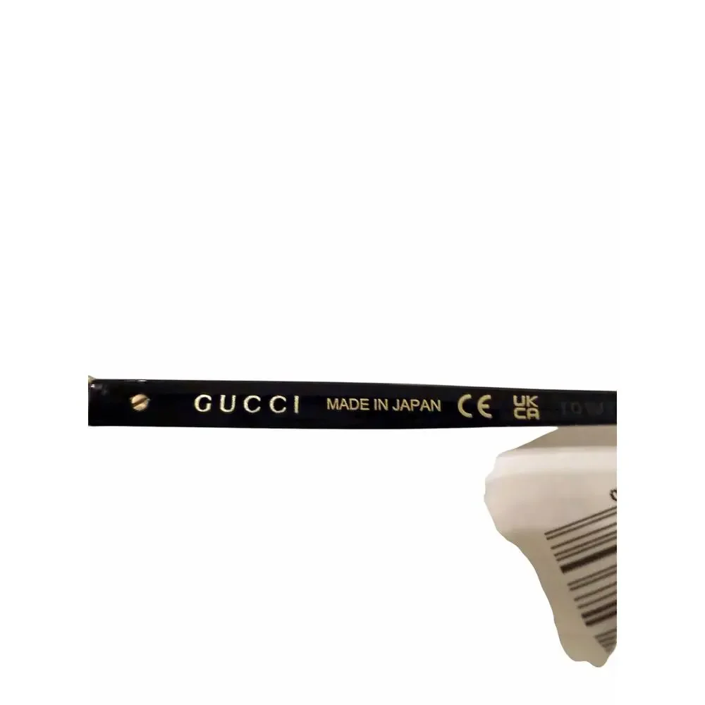 Gucci NWT GG2032S Sunglasses in Black